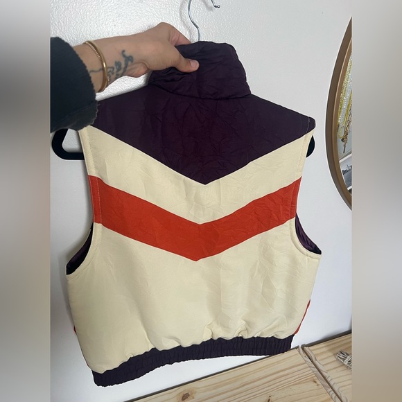 Anna Sui Vest - Picture 7 of 7